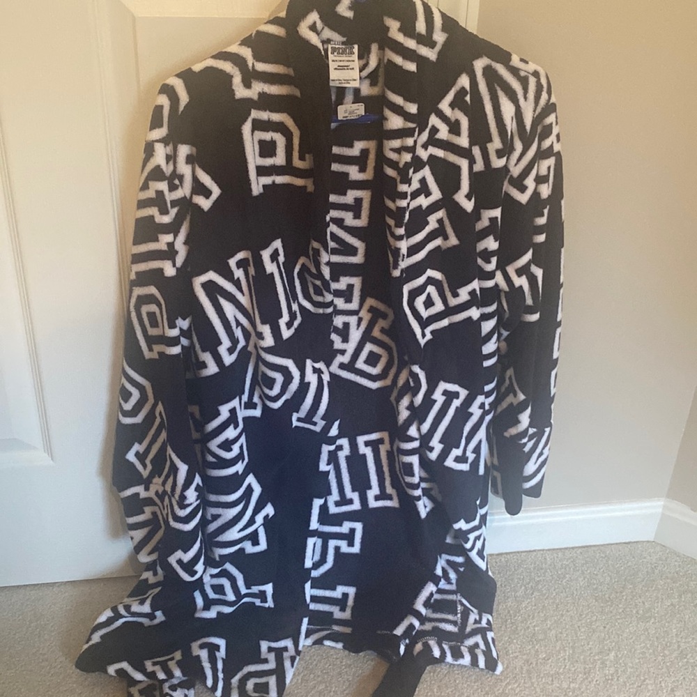 PINK bath robe xs